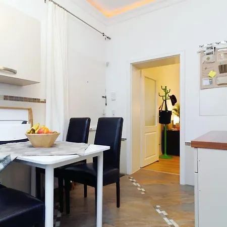 Neukoelln Rixdorf * Берлин